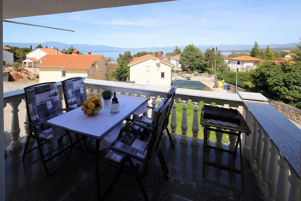 Apartment La God Malinska Eksteriør billede